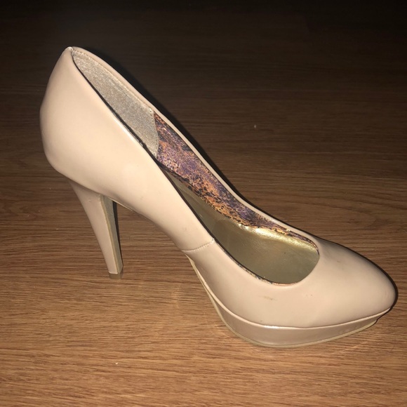 Madden Girl Nude Pump - Picture 3 of 3